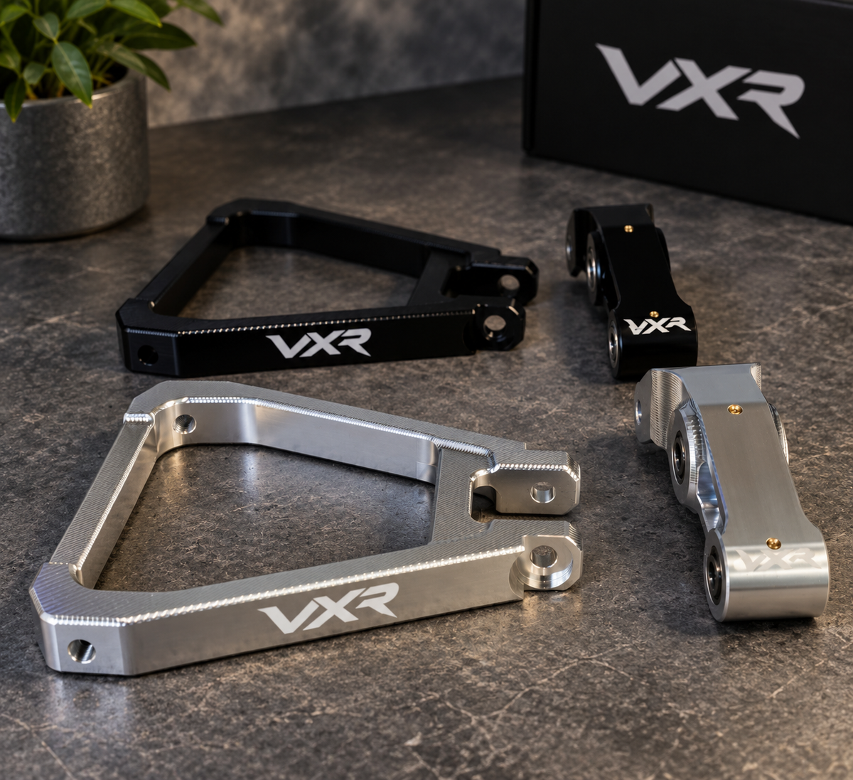 VXR TRIANGLE + LINKAGE