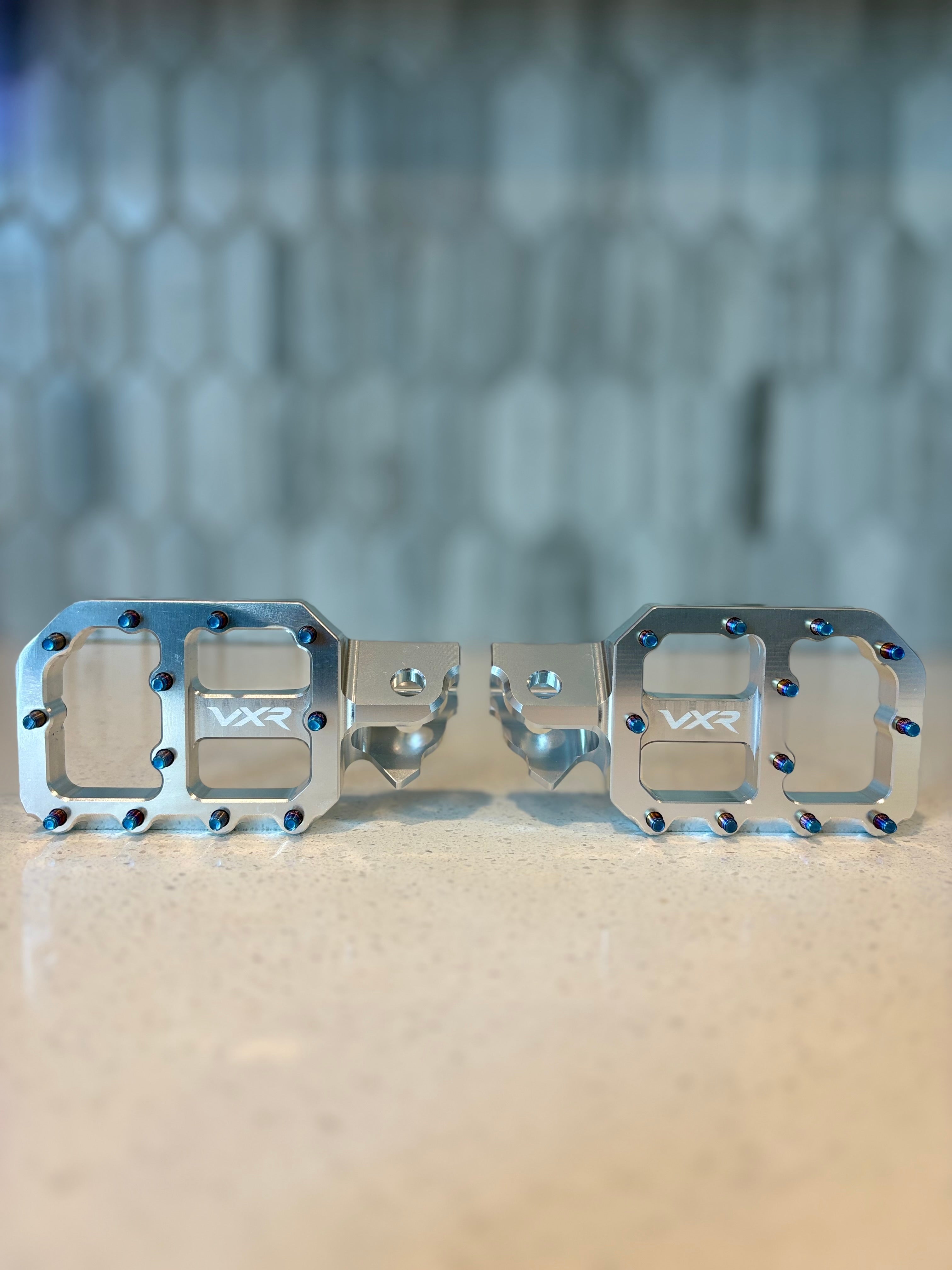 VXR WIDE PEGS